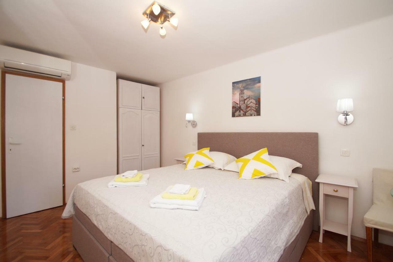 Guest House Holiday Korcula Town Exterior foto